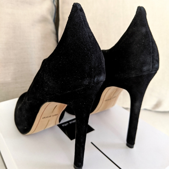Sky-high Dolce Vita "Isabel" Pumps - Picture 5 of 5